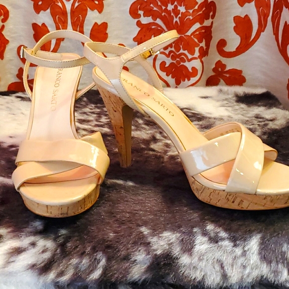 Franco Sarto Patent Beige Cork Wedge Heel Shoes - Picture 1 of 5